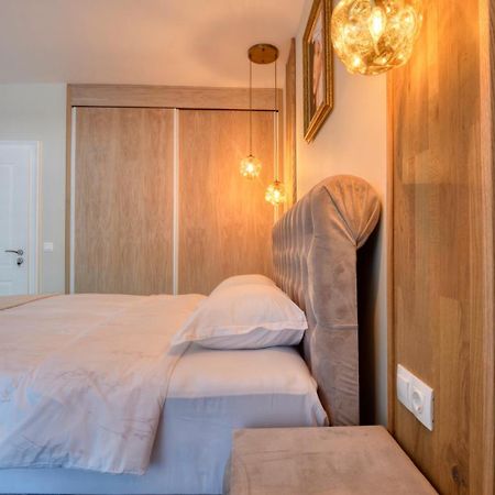 Apartment Grand Karavel Centre Варна Екстериор снимка