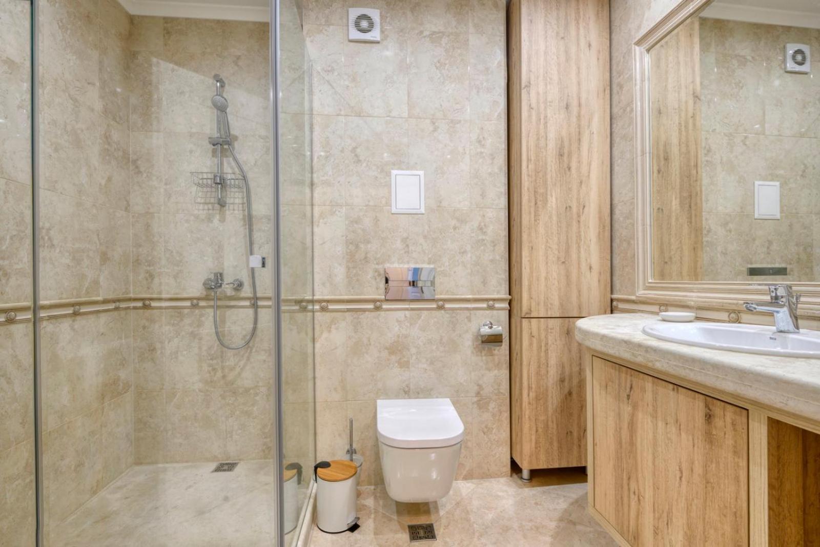 Apartment Grand Karavel Centre Варна Екстериор снимка