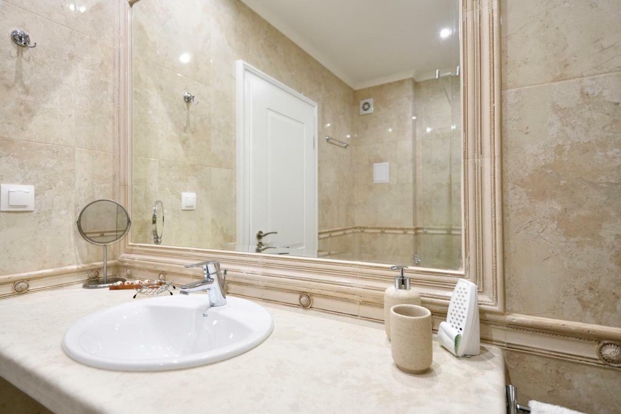 Apartment Grand Karavel Centre Варна Екстериор снимка